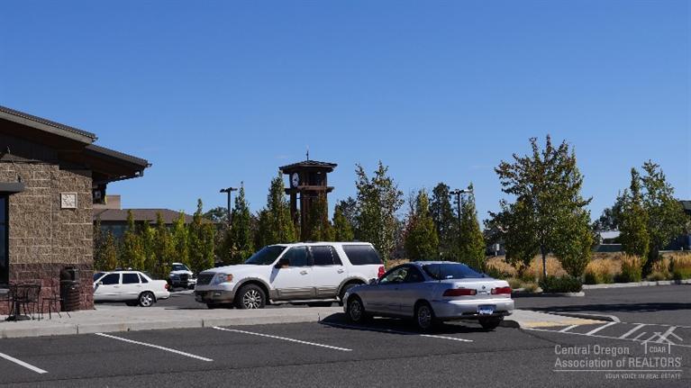 South Moreland Acres - Commercial Sale