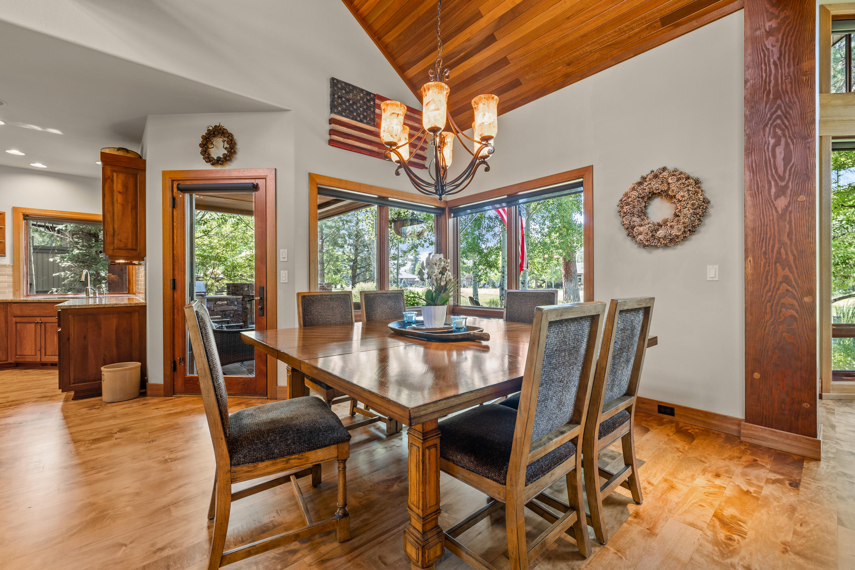 Broken Top - Residential