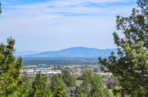 Tiny photo for 2409 NW Hillpine Court, Bend, OR 97703 (MLS # 220221344)