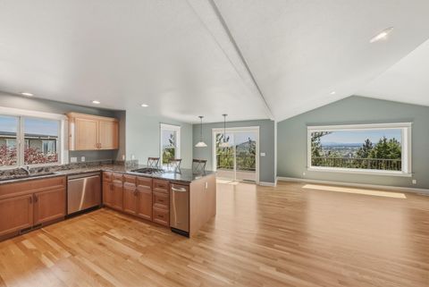 Tiny photo for 2409 NW Hillpine Court, Bend, OR 97703 (MLS # 220221344)