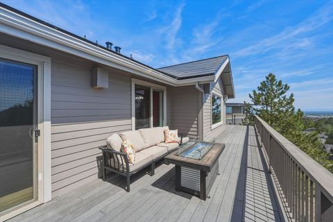 Tiny photo for 2409 NW Hillpine Court, Bend, OR 97703 (MLS # 220221344)