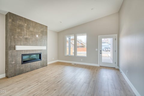 Tiny photo for 842 NW 18th Court, Redmond, OR 97756 (MLS # 220225098)