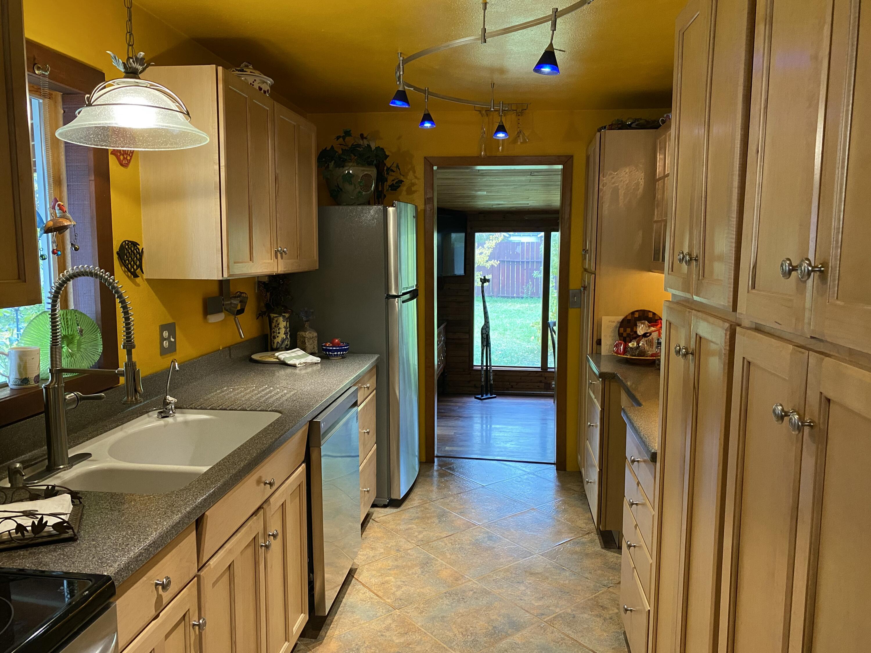 New Deal Tracts - Residential Income