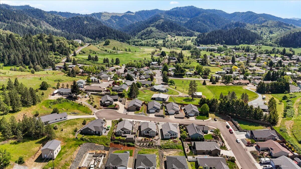 Ballard Estates - Residential