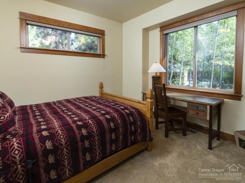 Fairway Point Villag - Residential