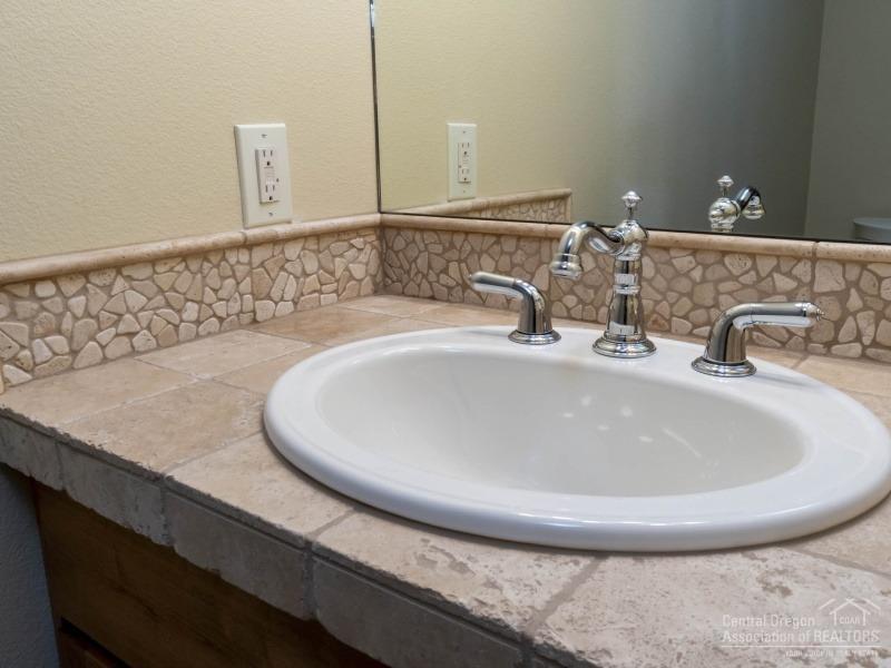 Fairway Point Villag - Residential