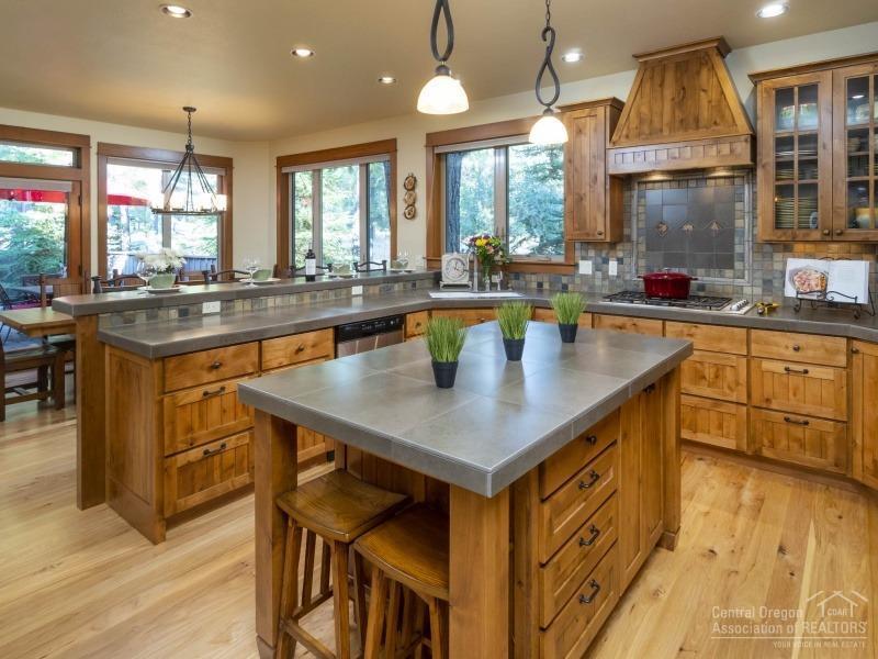 Fairway Point Villag - Residential