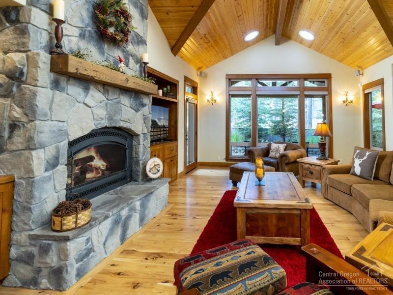 Fairway Point Villag - Residential