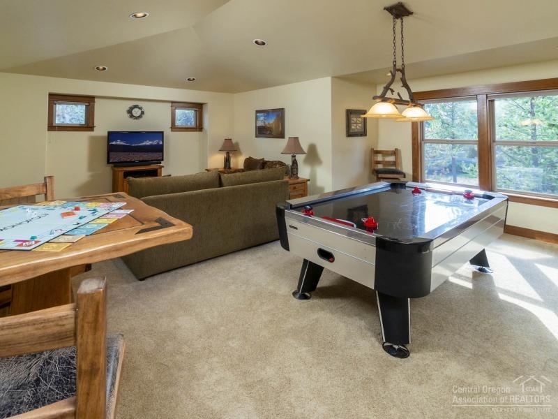 Fairway Point Villag - Residential