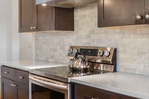 Tiny photo for 126 Highland Meadow Loop, Redmond, OR 97756 (MLS # 220211593)