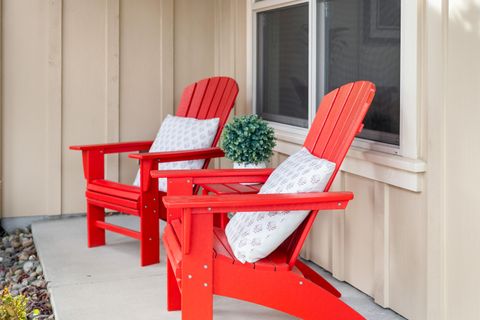 Tiny photo for 126 Highland Meadow Loop, Redmond, OR 97756 (MLS # 220211593)