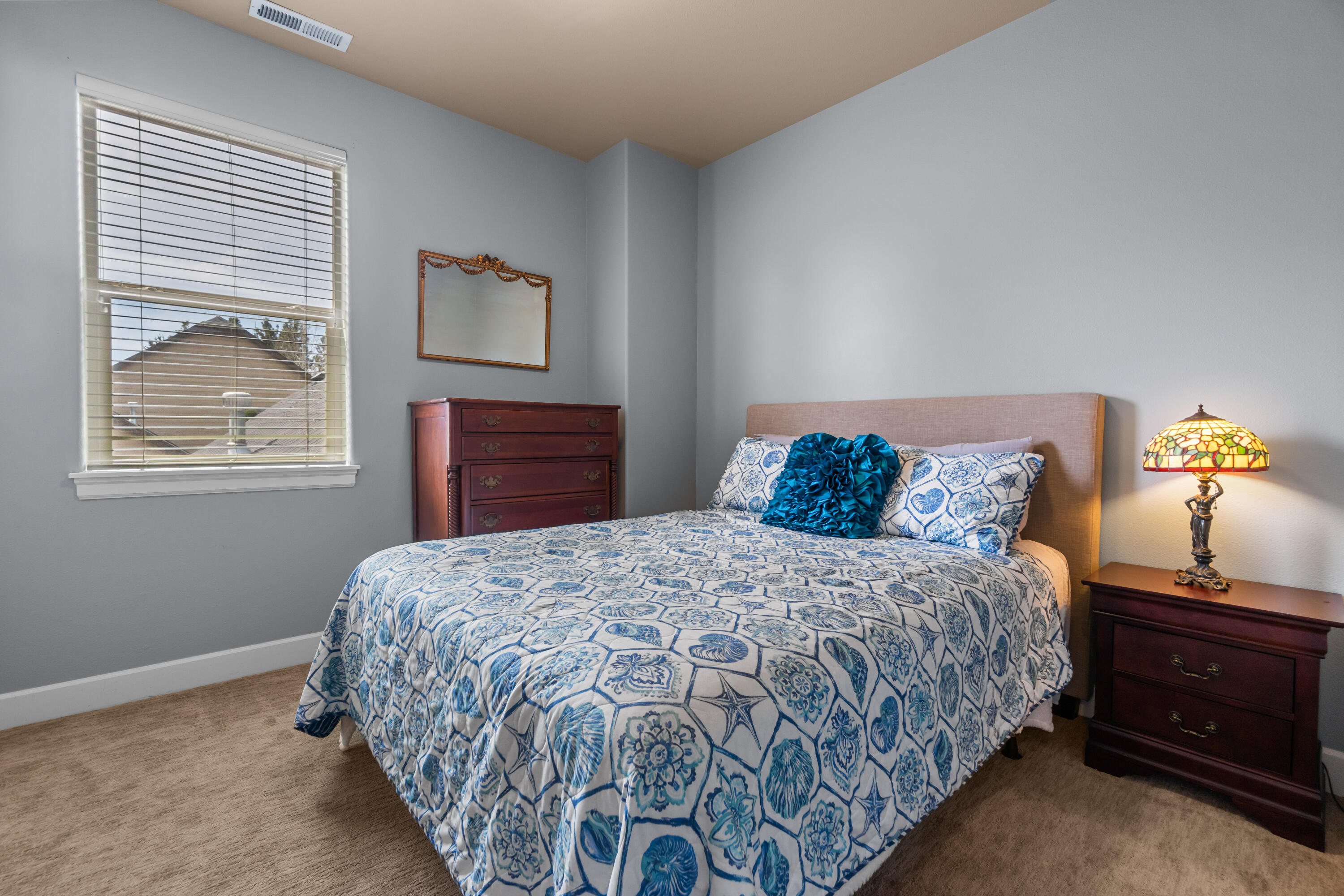 Hollygrape - Residential