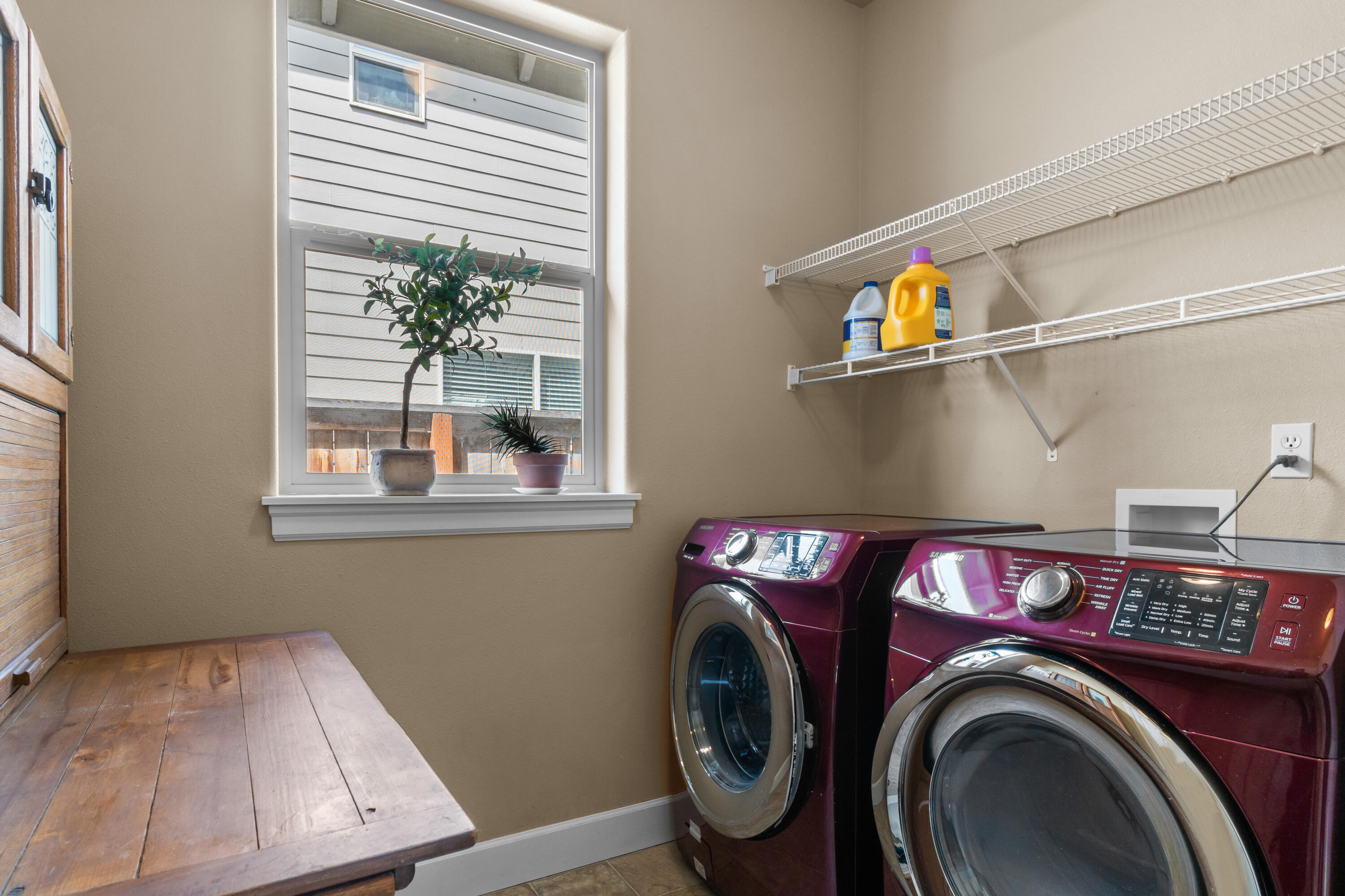 Hollygrape - Residential