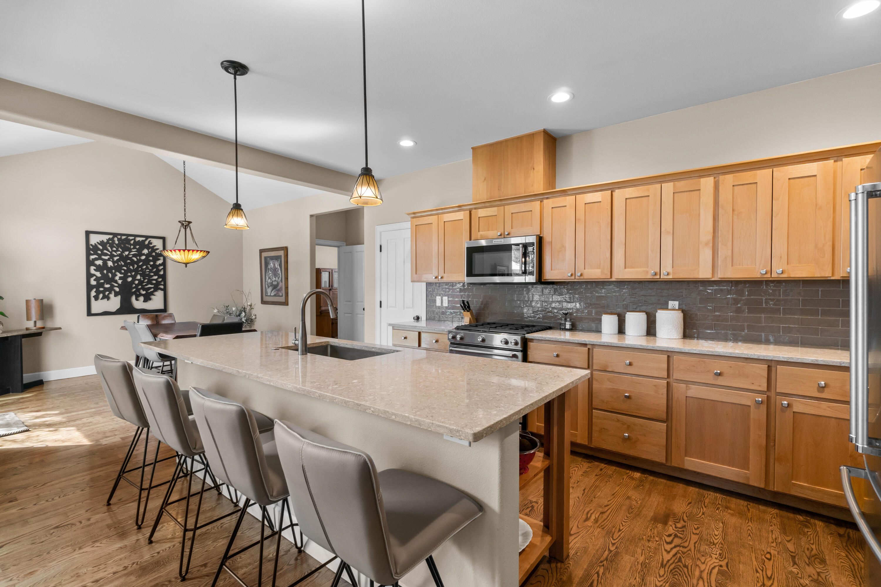 Hollygrape - Residential