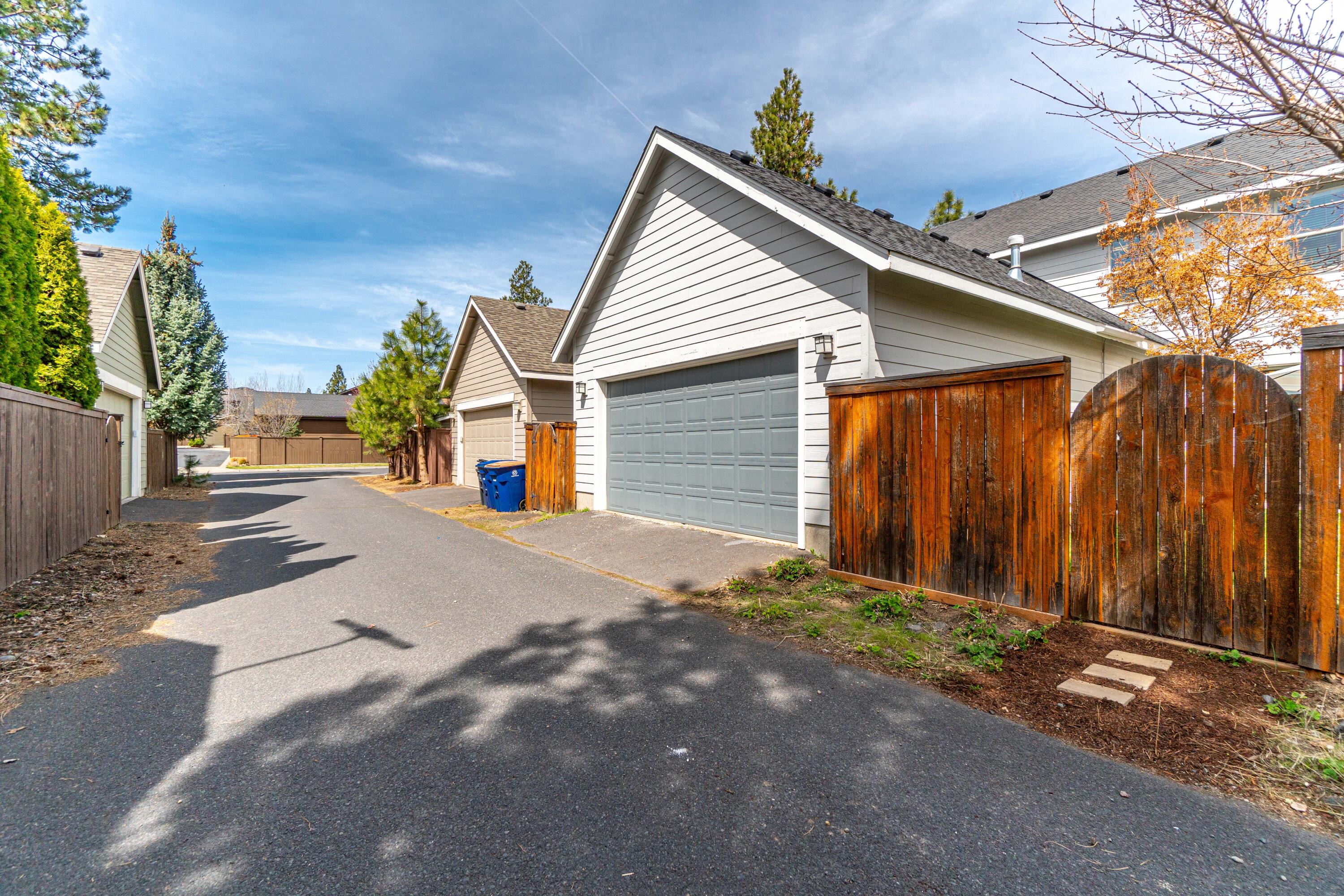 Hollygrape - Residential