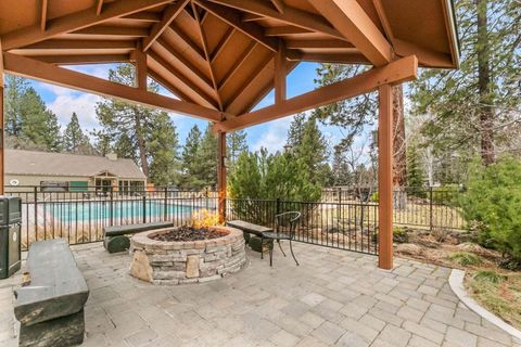 Tiny photo for 18575 SW Century Drive # 410, Bend, OR 97702 (MLS # 220215037)