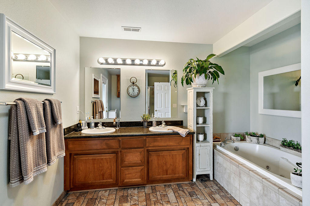 Pineridge Subdivision - Residential