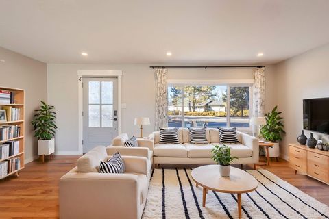 62960 Clyde Lane Bend OR 97701