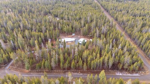 Tiny photo for 1406 Circle Bar Drive, La Pine, OR 97739 (MLS # 220215878)