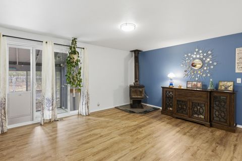 Tiny photo for 1406 Circle Bar Drive, La Pine, OR 97739 (MLS # 220215878)