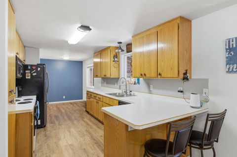 Tiny photo for 1406 Circle Bar Drive, La Pine, OR 97739 (MLS # 220215878)