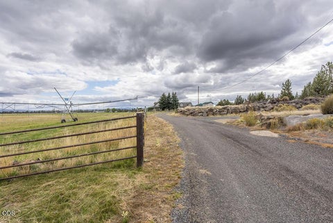Tiny photo for 24585 Dodds Road, Bend, OR 97701 (MLS # 220222775)