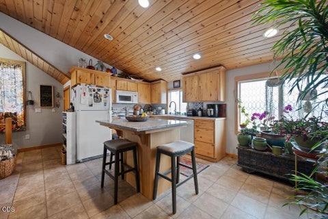 Tiny photo for 24585 Dodds Road, Bend, OR 97701 (MLS # 220222775)