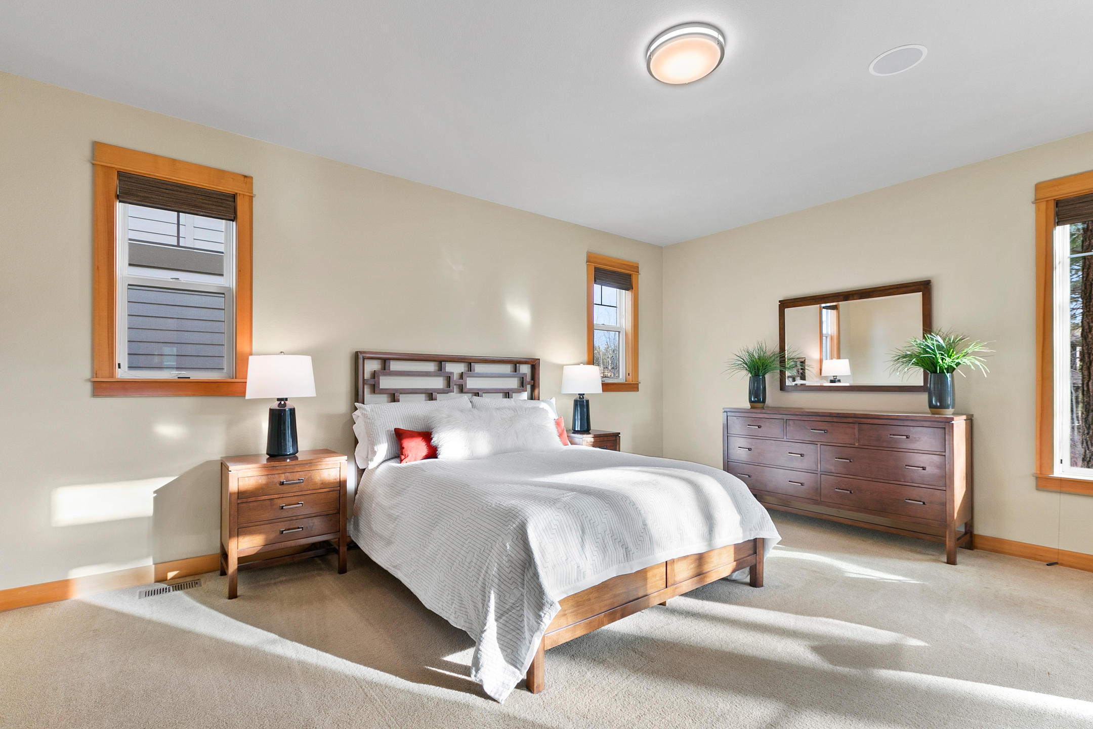 Three Pines - Residential