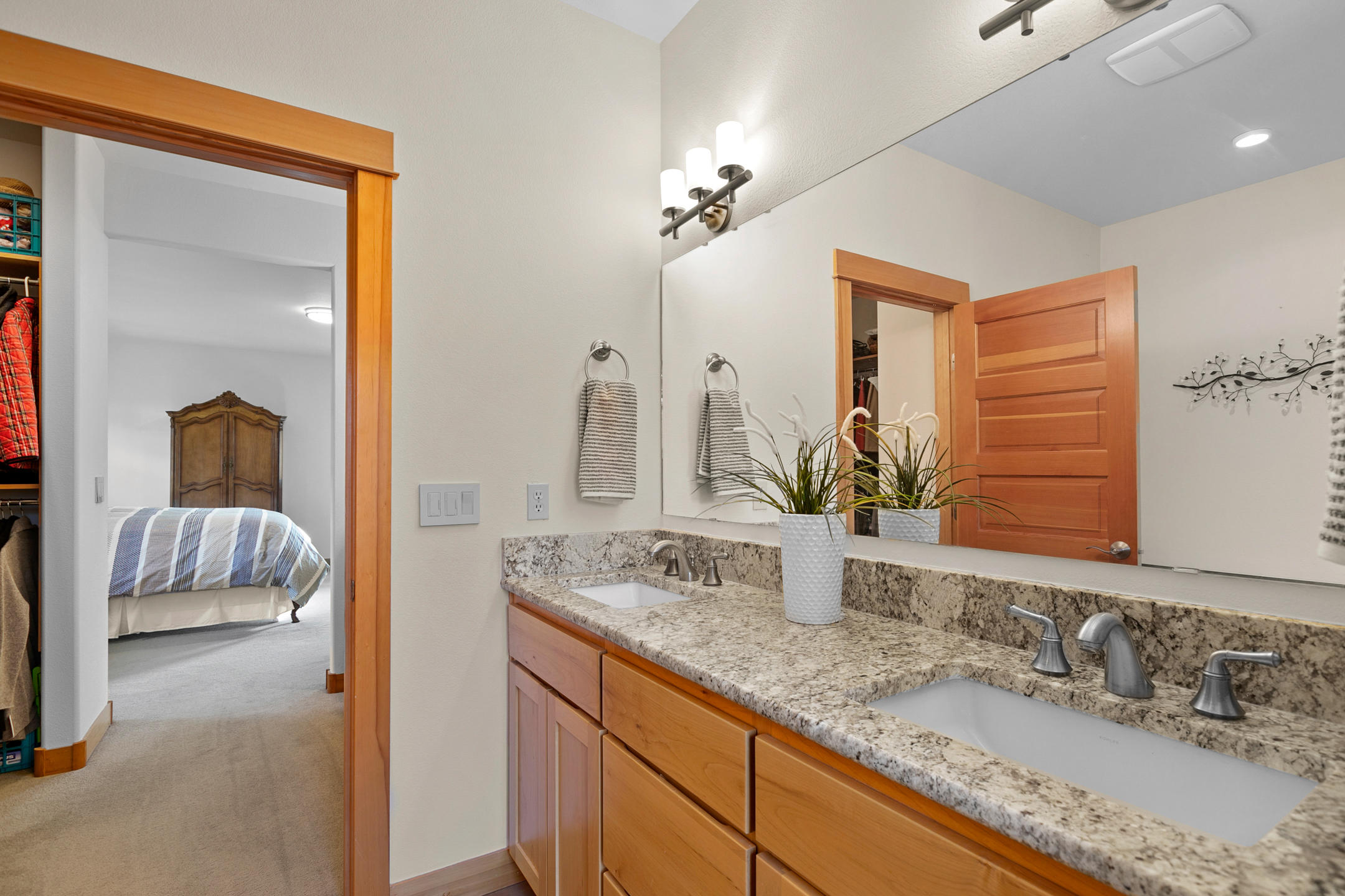 Three Pines - Residential