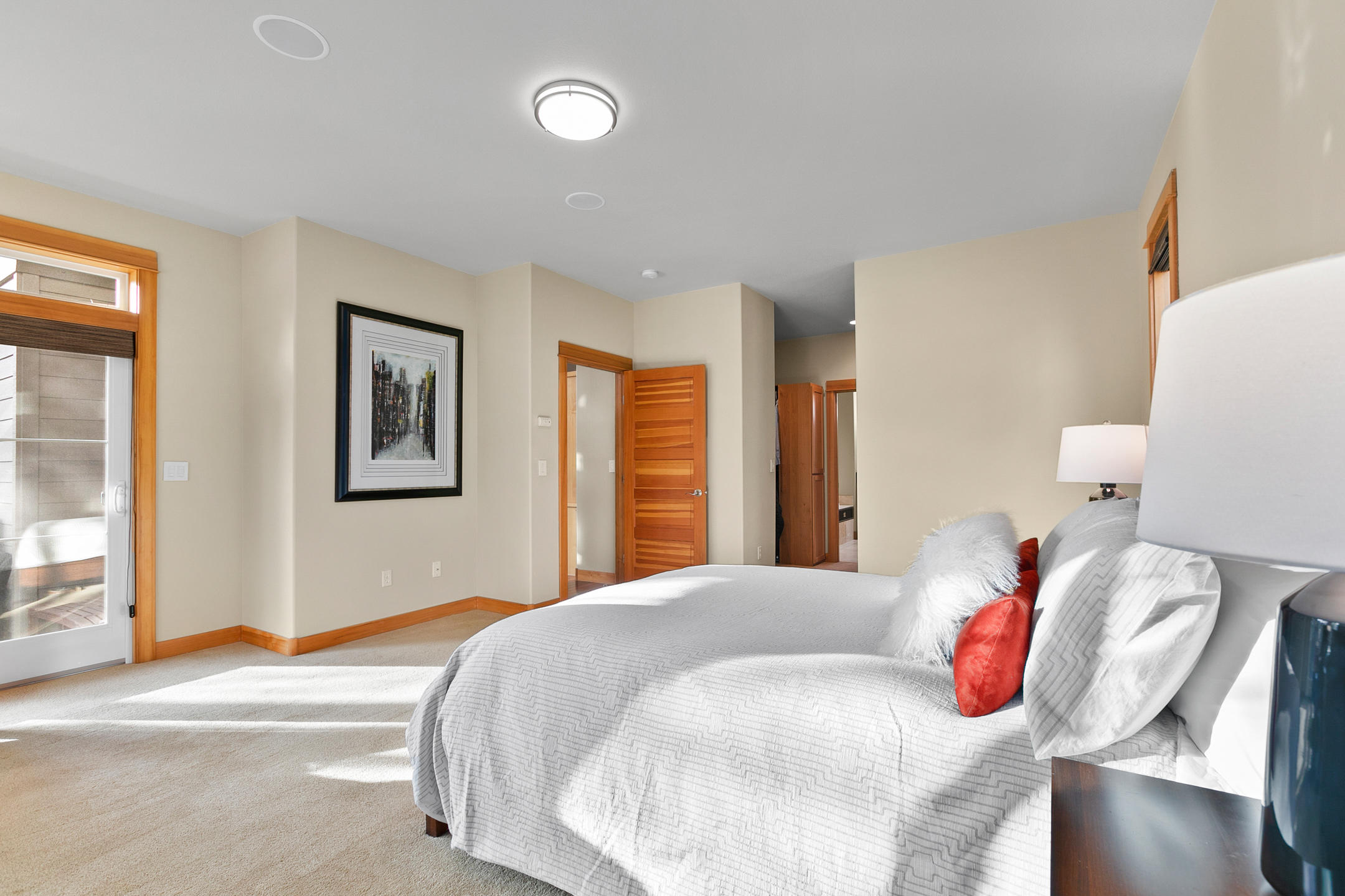 Three Pines - Residential