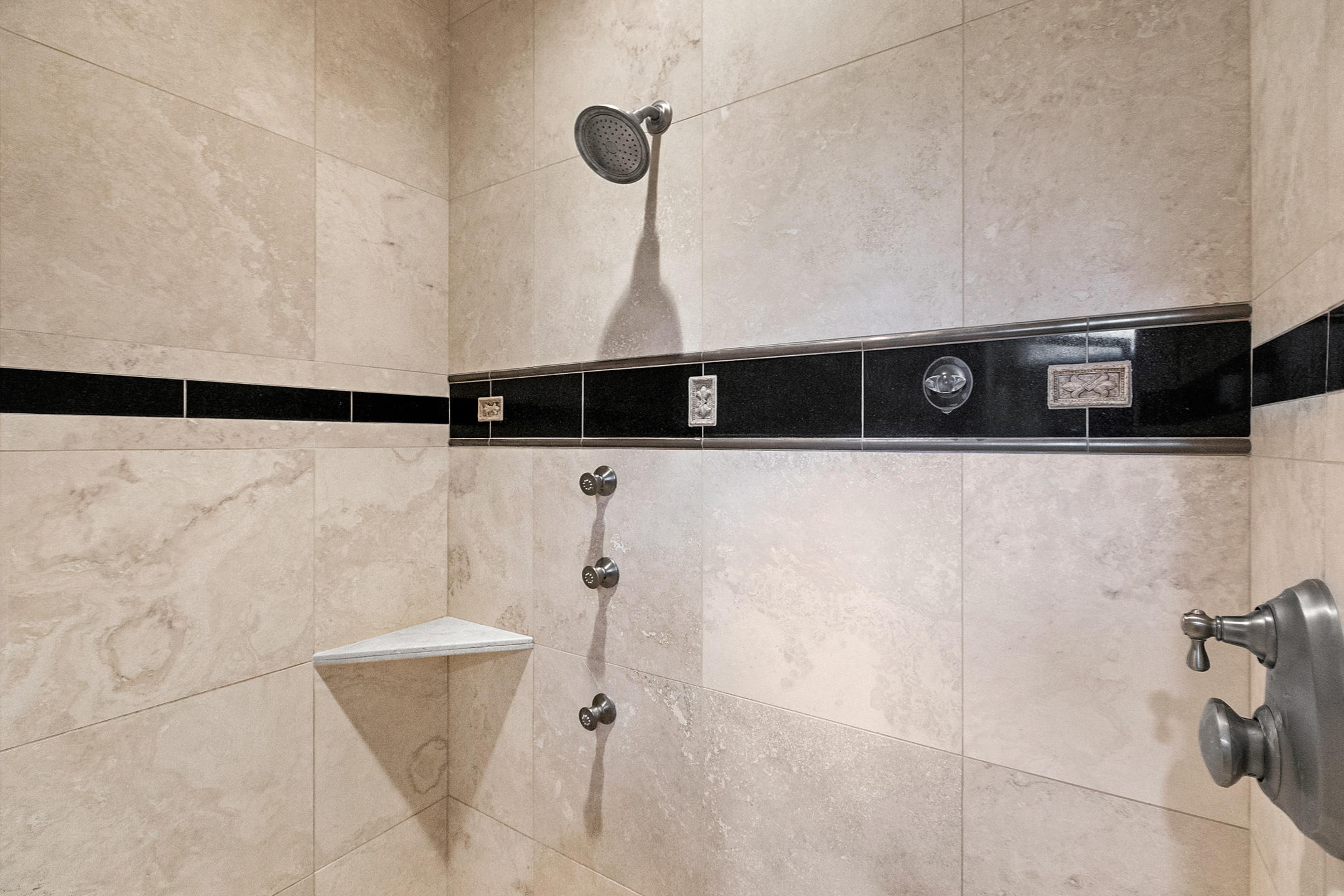 Three Pines - Residential