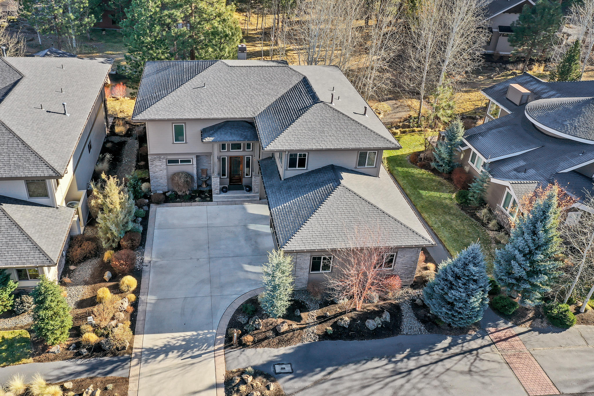 Three Pines - Residential