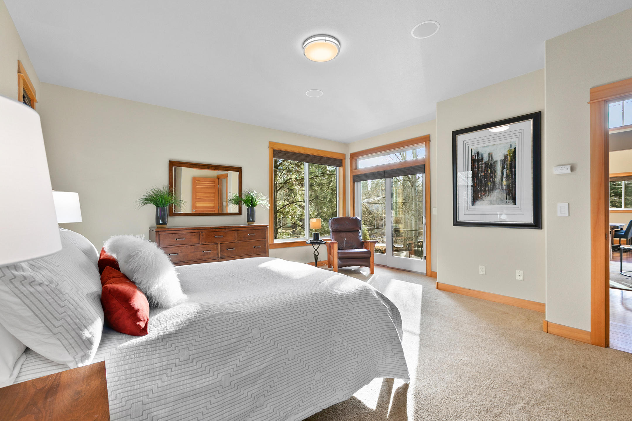 Three Pines - Residential