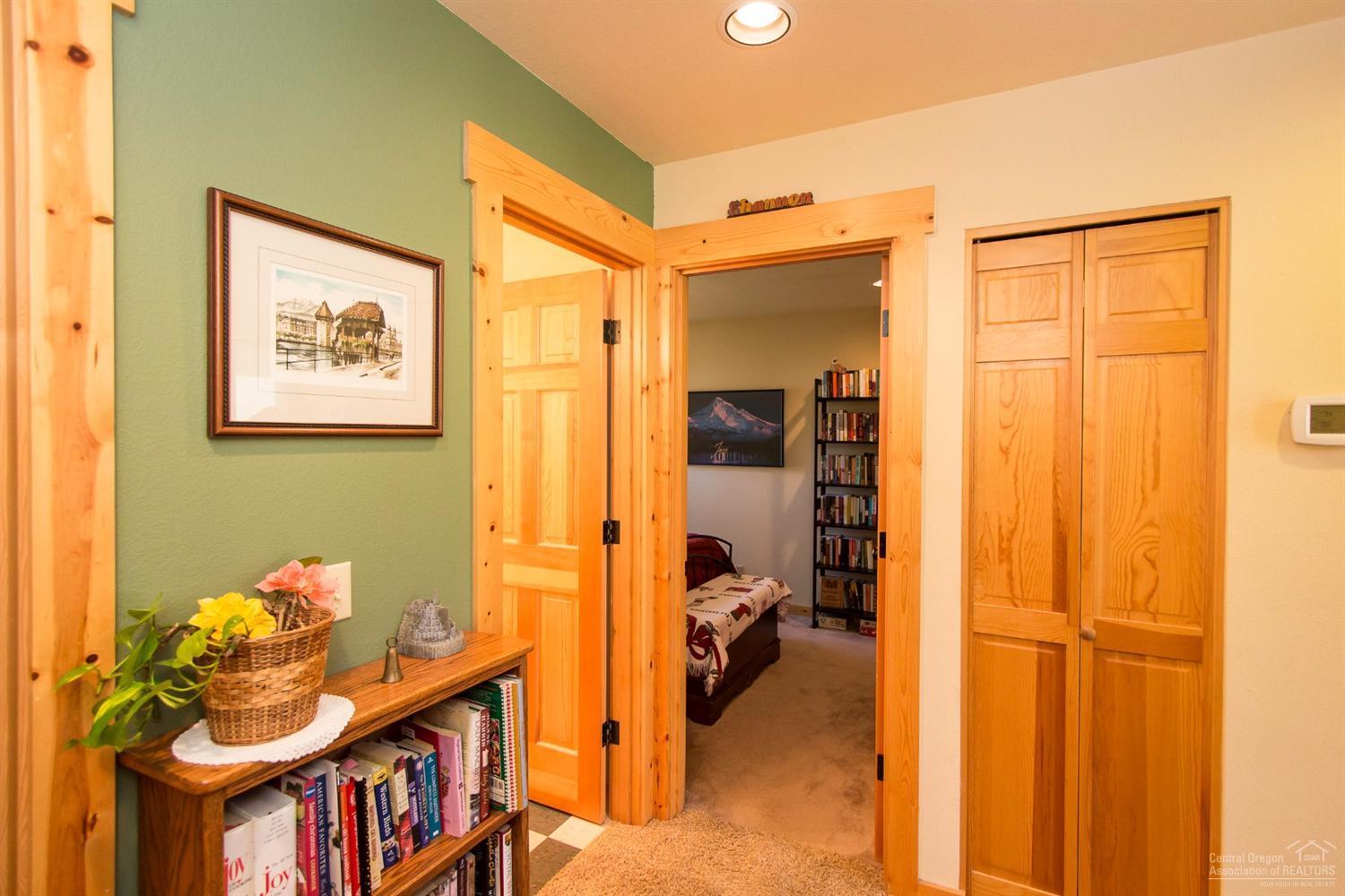 Eagle Crest - Residential