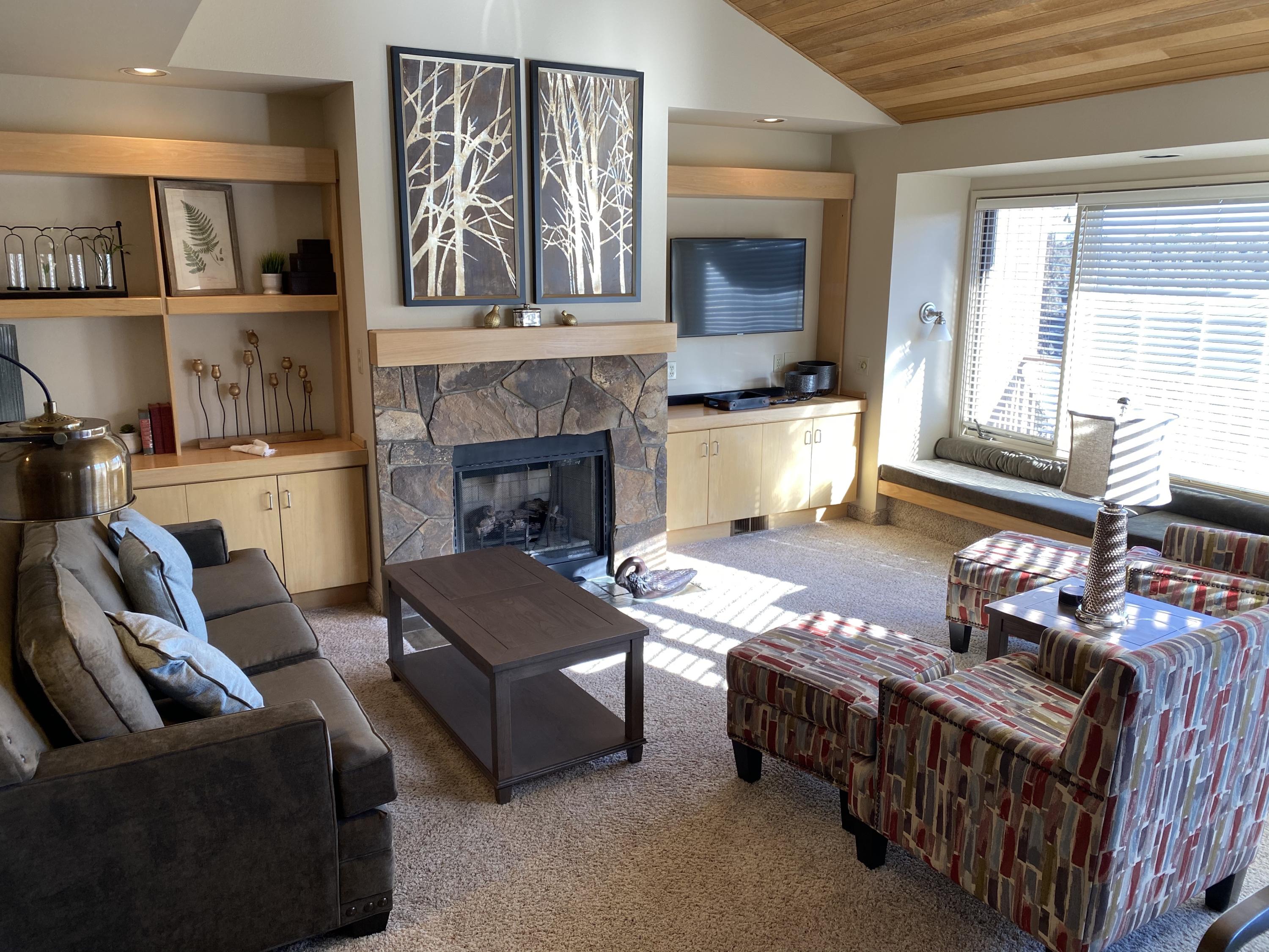 Eagle Crest - Residential