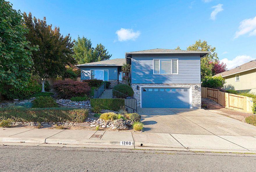 Welcome to this charming and attractive 1648 sq. ft. home located on a quiet cul-de-sac. This 3 bedroom, 2 bath makes an impression with its open concept layout, gorgeous hardwood floors, and recently remodeled kitchen featuring beautiful granite counters, painted cabinetry and generous island with barstool seating. The living room offers a spacious retreat with lots of natural light streaming through large windows that frame picturesque views. The expansive primary bedroom boasts a walk-in closet and ensuite bathroom. Outdoors you will find a serene setting with mature landscaping, lovely gazebo and an adorable garden shed. Located in a desirable neighborhood in close proximity to all that Grants Pass has to offer. Come experience the perfect blend of comfort and elegance in this wonderful home!