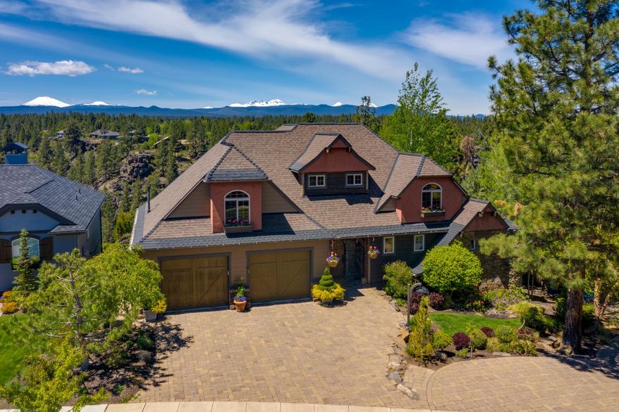 This spectacular property is located in the heart of Bend, Oregon minutes from downtown. Sitting on a beautiful scenic view point that takes advantage of the full river and mountain landscapes, this home offers a full in-law suite on the lower level with finishes of the finest materials. With 4 beds and 5 baths, this home of 4,260 square feet offers generous amounts of space for guests - friends and family alike.