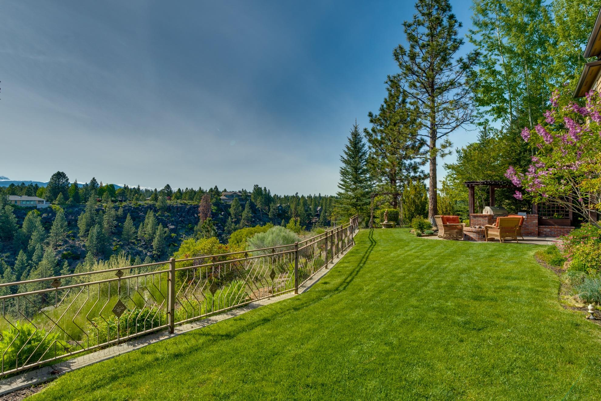 Mtn River Estates - Residential