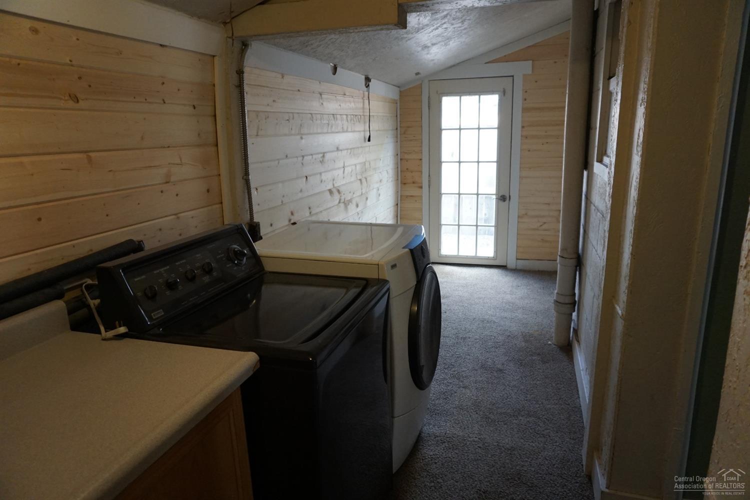 Townsite Of Laidlaw - Residential