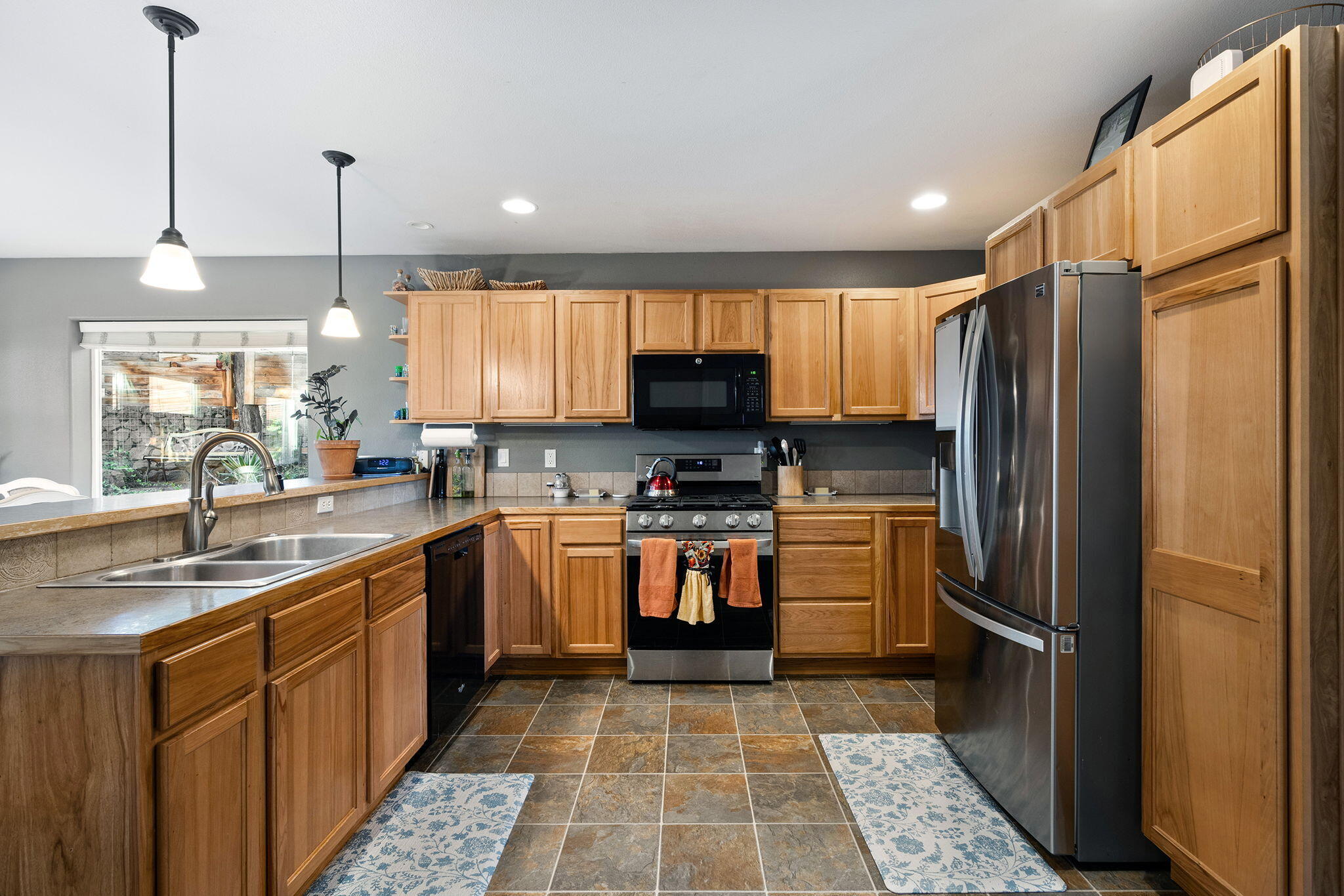 Canal Crossing - Residential