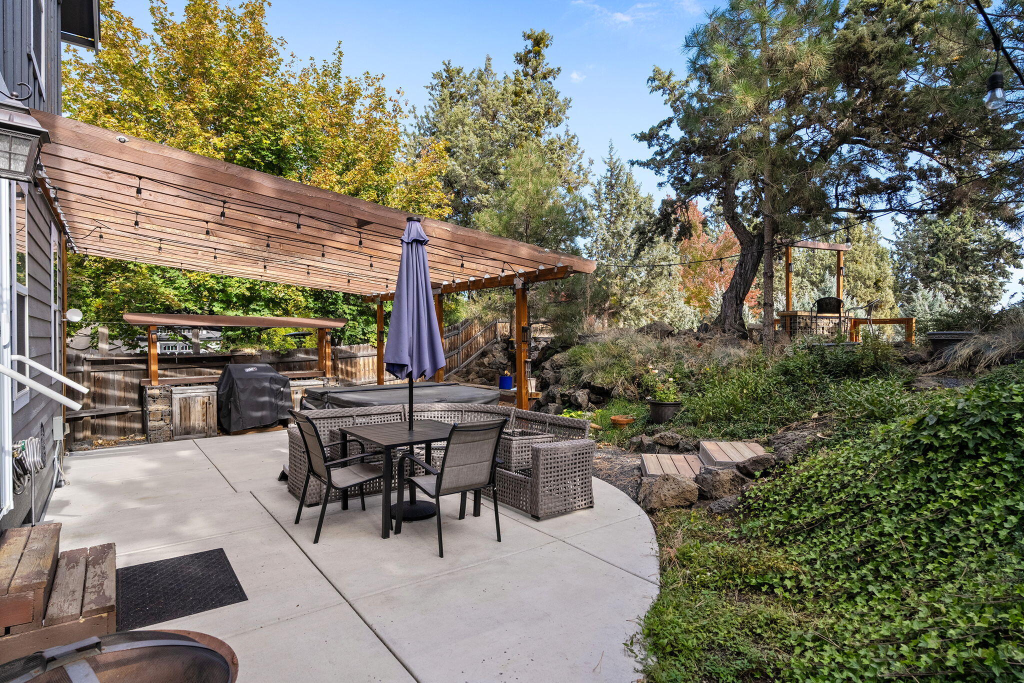 Canal Crossing - Residential