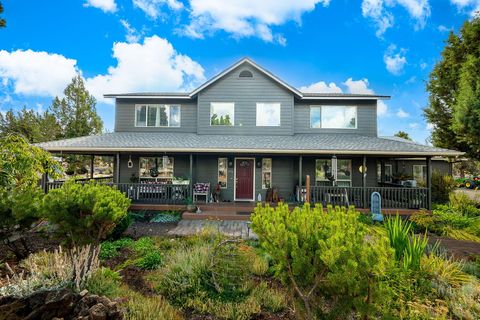 Tiny photo for 64492 Sylvan Loop, Bend, OR 97701 (MLS # 220210254)