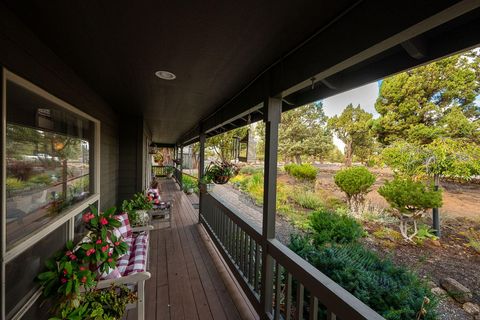 Tiny photo for 64492 Sylvan Loop, Bend, OR 97701 (MLS # 220210254)