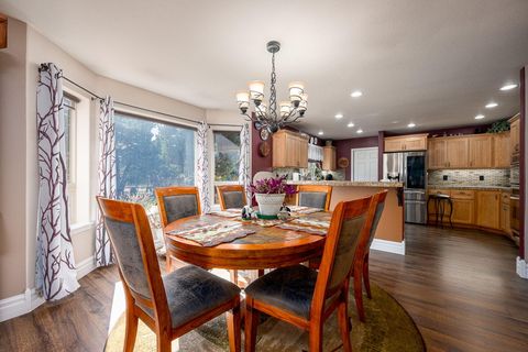 Tiny photo for 64492 Sylvan Loop, Bend, OR 97701 (MLS # 220210254)