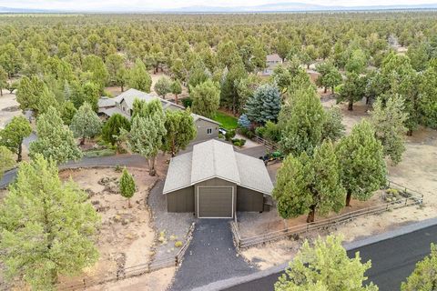 Tiny photo for 64492 Sylvan Loop, Bend, OR 97701 (MLS # 220210254)