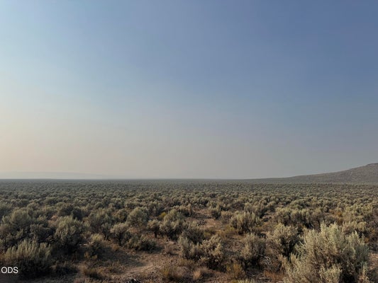 CHRISTMAS VALLEY RD, CHRISTMAS VALLEY, OR 97641 - Image c733f41fb4fca8a3c32d4ab9f980f862/3710369328