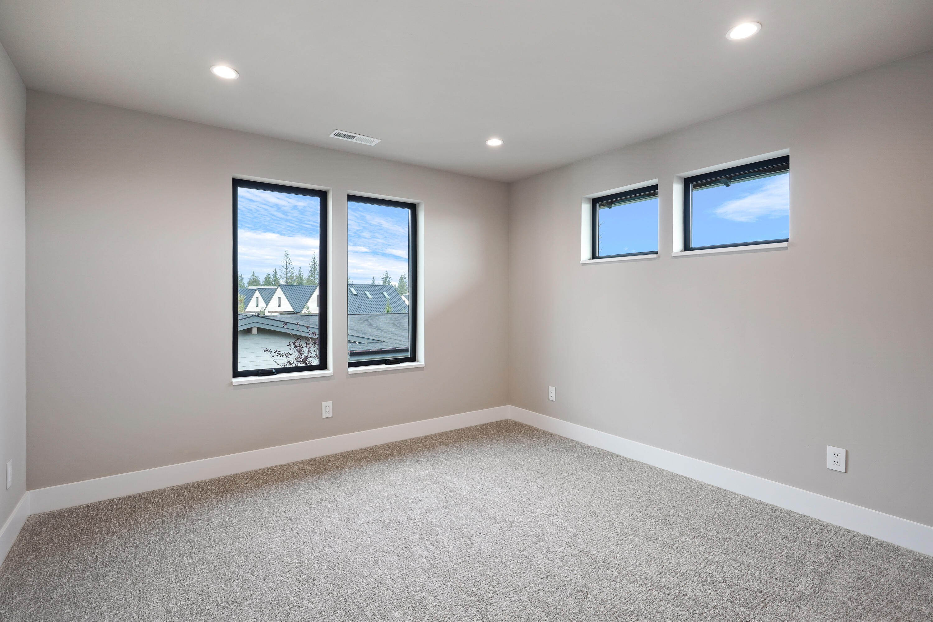 Discovery West Phase 4 - Residential