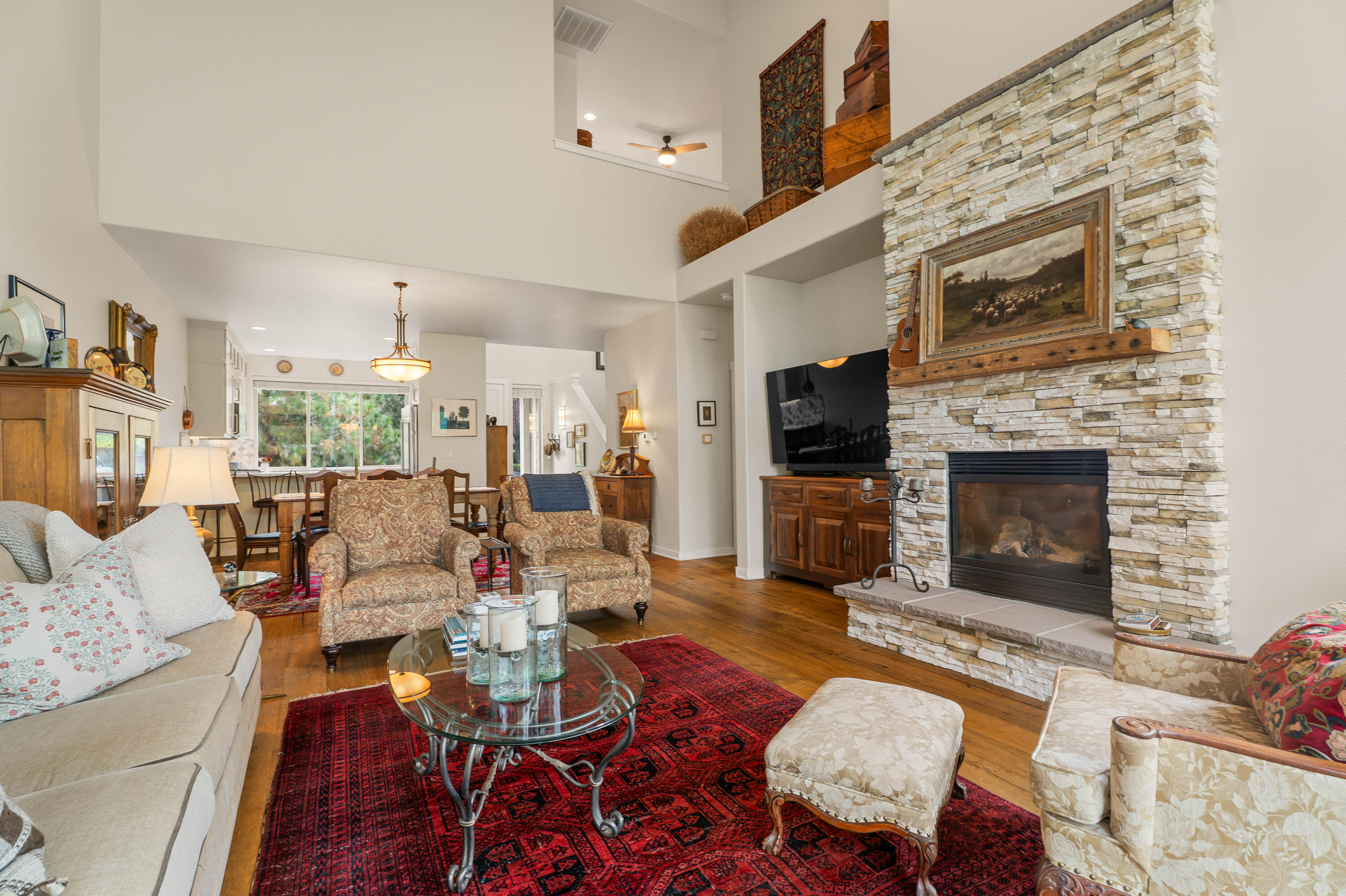 Eagle Crest - Residential