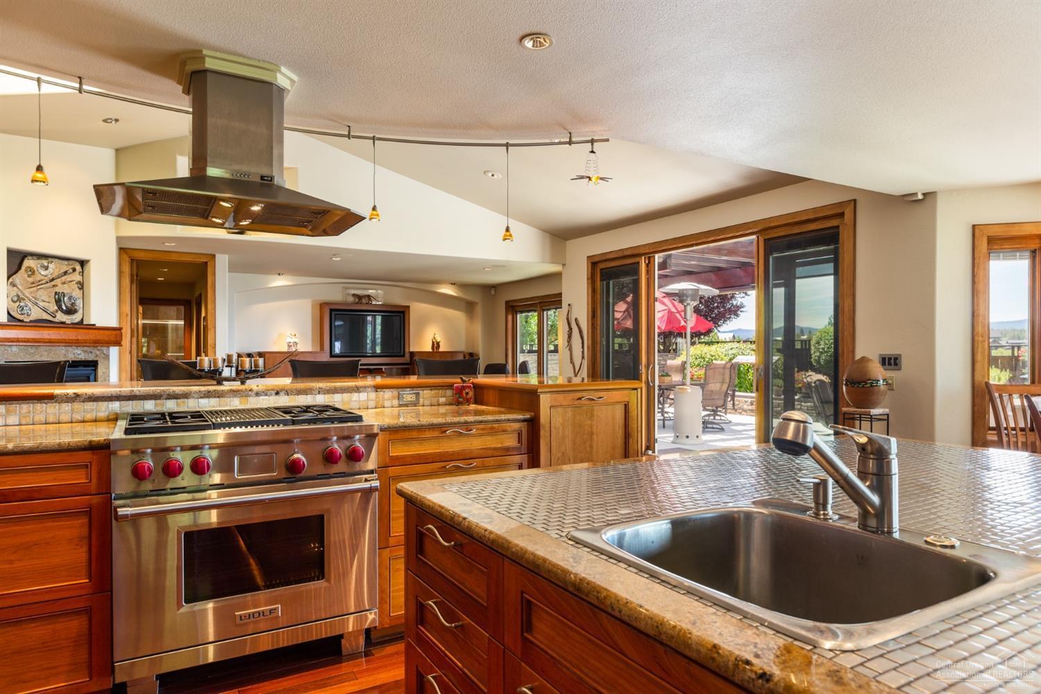 1st On The Hillsites - Residential