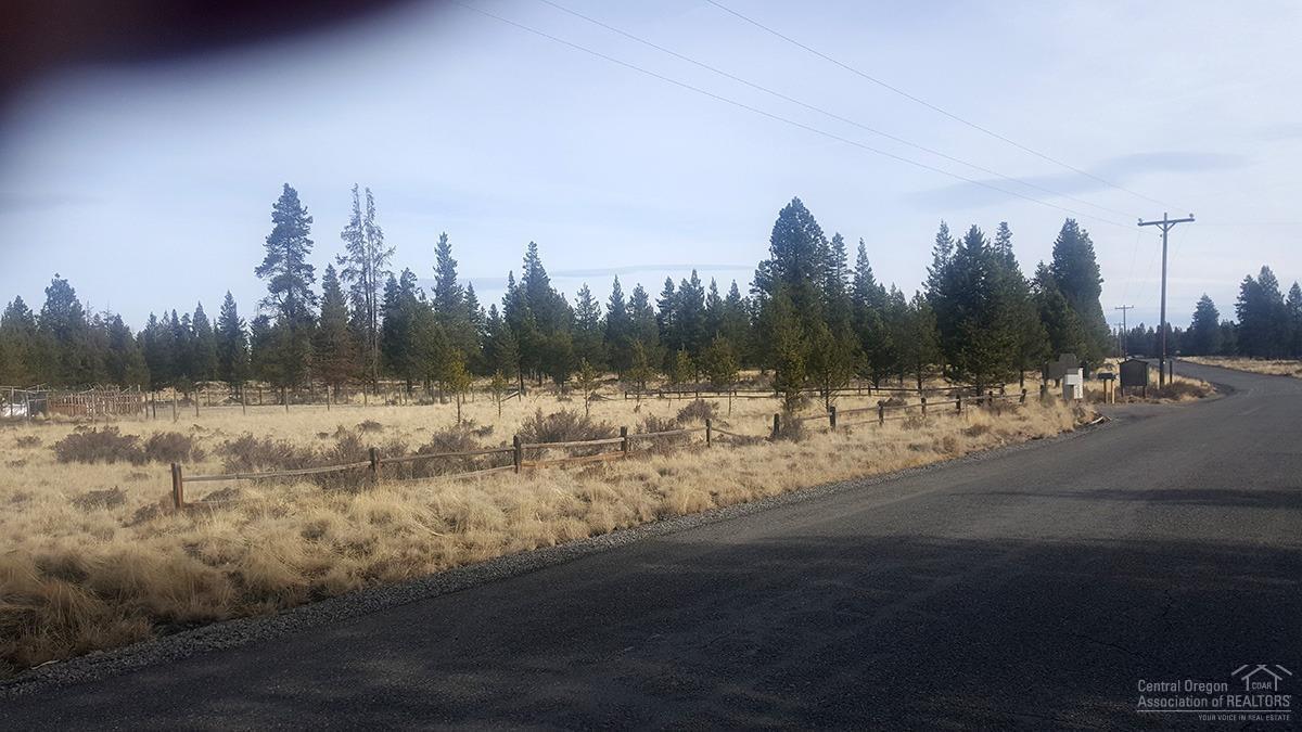 Split Rail Ranchos - Land